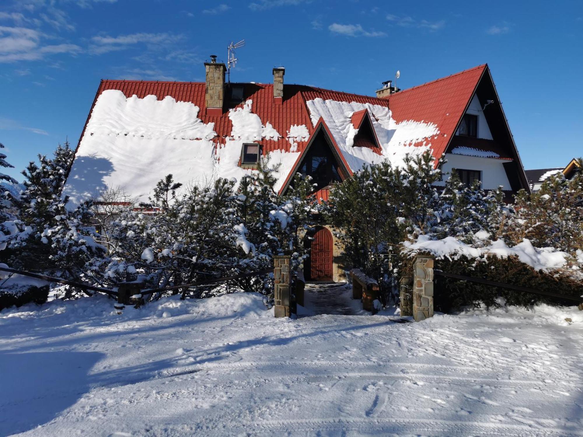 Apartamenty-Wynajem Pokoi Zbigniew Tylka กอสเชียลิสกอ ภายนอก รูปภาพ